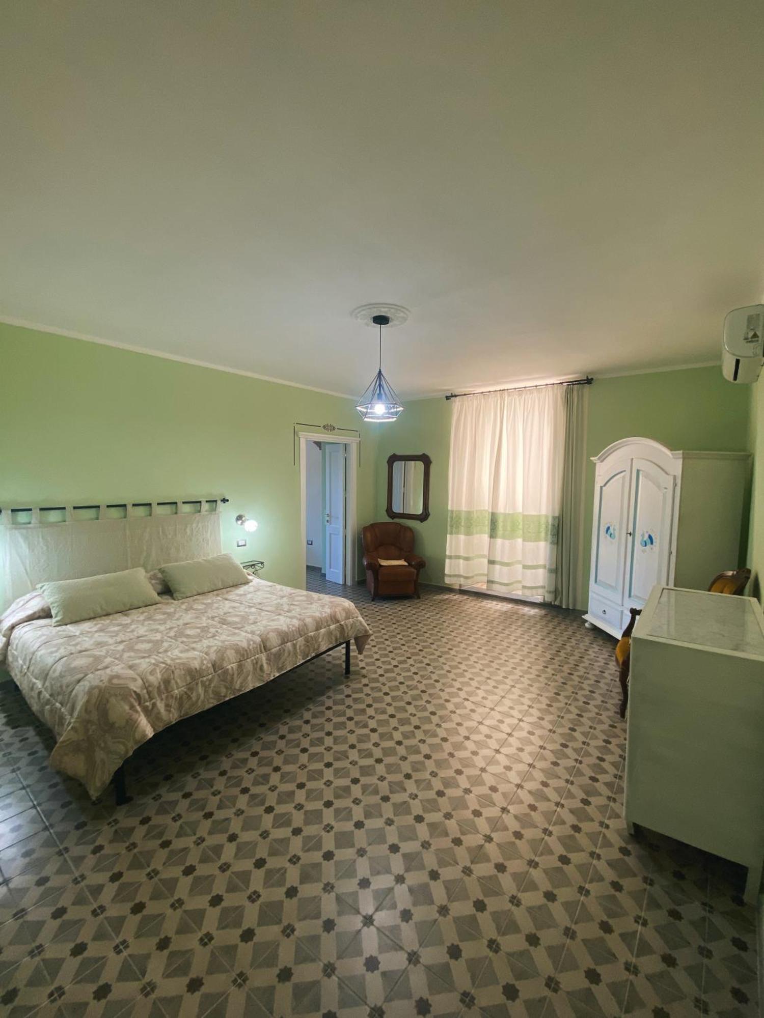 Hotel Tra I Due Ponti Bosa Zewnętrze zdjęcie