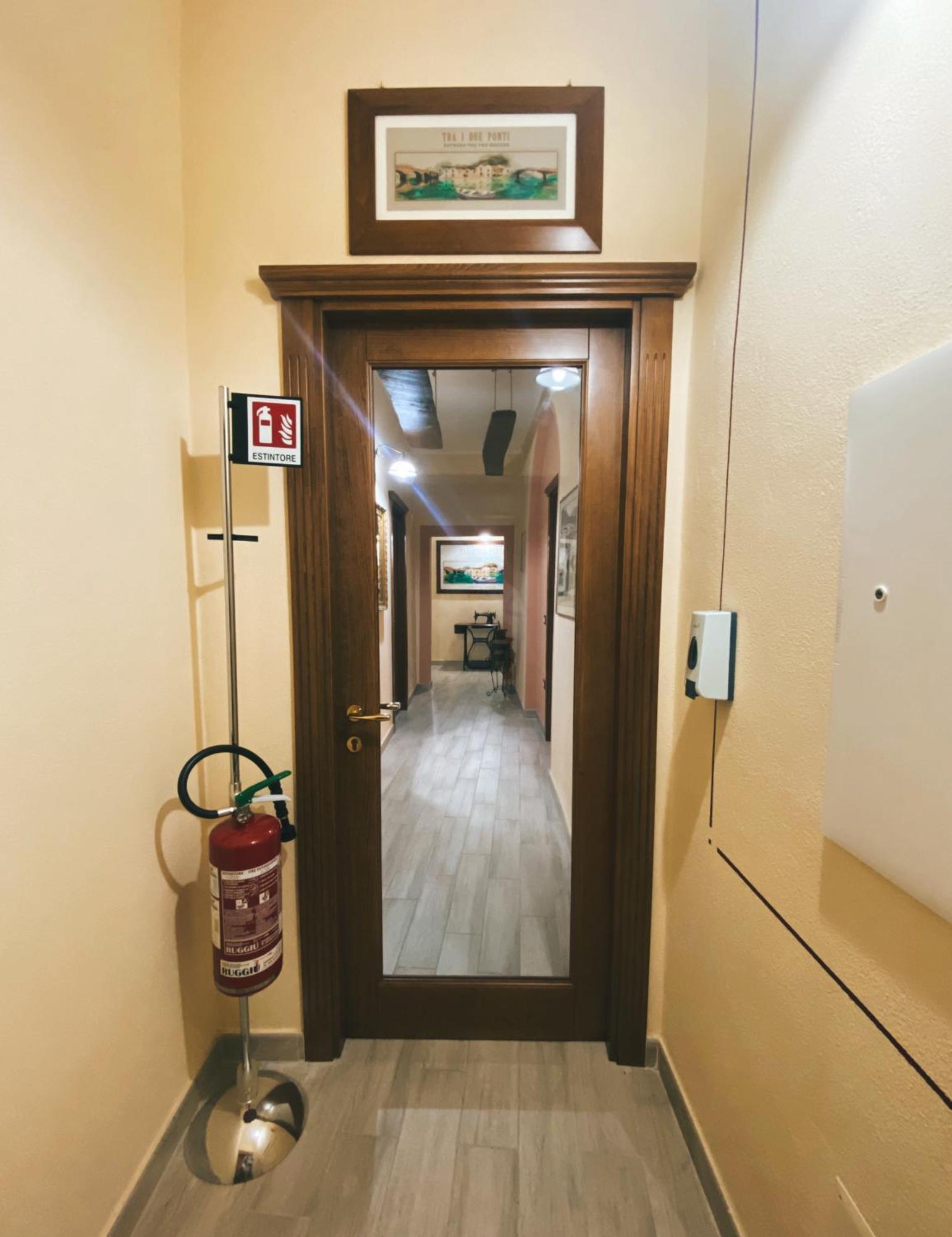 Hotel Tra I Due Ponti Bosa Zewnętrze zdjęcie